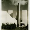 Gas Industries - Building - Entrance with pylons