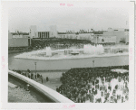 Lagoon of Nations - Fountains and crowd
