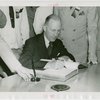 Missouri Participation - Lloyd Stark signing guestbook