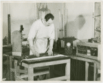 New York Zoological Society - Preparing electric eel for test