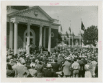 Ohio - Bricker, John W. (Governor) - Speaking at dedication in front of building