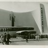 Opening Day - 1940 Season - Line at General Motors exhibit