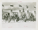 Queens, Borough of - Performance of men and women in traditional dress