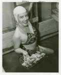 Sports - Oyster diver with oysters
