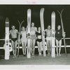 Sports - Waterskiing - Men and women with water-skis