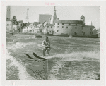 Sports - Waterskiing - Man on water-skis