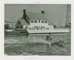 Sports - Waterskiing - Man on water-skis