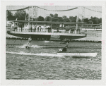 Sports - Waterskiing - Man on water-skis
