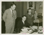 Tennessee Participation - Man signing guestbook