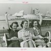 Tennessee Participation - Beauty queens on amusement ride