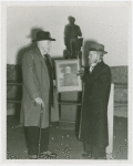 Veterans - Civil War - Veterans in front of statue with picture of General Lee