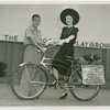 Washington (State) Participation - Man who biked from Washington state to Fair talking with woman