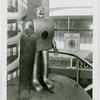 Westinghouse - Mechanical Man and Dog (Elektro and Sparko) - Elektro with mummy