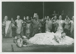 Yul Brynner (The King) and Gertrude Lawrence (Anna Leonowens) and cast in The King and I