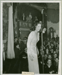 Jinx Falkenberg on stage