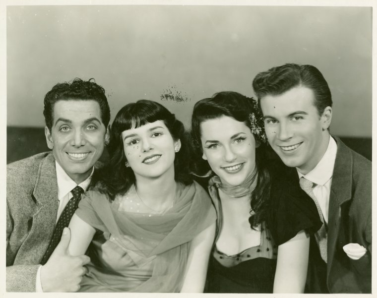 John Conte (Charlie Townsend), Katrina Van Oss (Molly), Gloria Wills ...