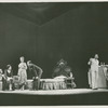 Barbara Bel Geddes, Mildred Dunnock, Madeleine Sherwood, Pat Hingle, and Ben Gazzara in a scene from Cat on a Hot Tin Roof