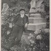 Victorien Sardou dans son parc de Marly. Photographie prise au mois d'août dernier.