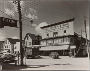 Photographs of U.S. Route 1 from Maine to Florida