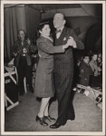 Noël Coward in London at the Stage Door Canteen