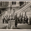 On Heroes' Remembrance Day, the Führer spoke at the Berlin Arsenal in tribute to the dead of the World War and the War of 1939-40.  His words manifested the "brass-bound" will of the nation to fight through to victory.