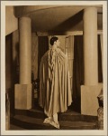 Lynn Fontanne in the original Broadway production of Noël Coward's "Design for Living."