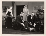 Valerie Cossart, Clifton Webb, Peggy Wood, Philip Tonge, and Mildred Natwick in a scene from the original Broadway production of Noël Coward's "Blithe Spirit."
