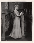 Peggy Wood in a scene from the original Broadway production of Noël Coward's "Blithe Spirit."