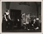 Valerie Cossart, Clifton Webb, Peggy Wood, Philip Tonge, and Mildred Natwick in a scene from the original Broadway production of Noël Coward's "Blithe Spirit."