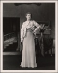 Peggy Wood in a scene from the original Broadway production of Noël Coward's "Blithe Spirit."