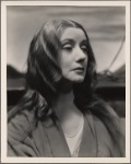 Lynn Fontanne in the original Broadway production of Noël Coward's "Point Valaine."