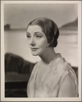 Lynn Fontanne in the original Broadway production of Noël Coward's "Point Valaine."