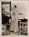 Lynn Fontanne and Louis Hayward in the original Broadway production of Noël Coward's "Point Valaine."