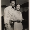 Alfred Lunt and Lynn Fontanne in the original Broadway production of Noël Coward's "Point Valaine."