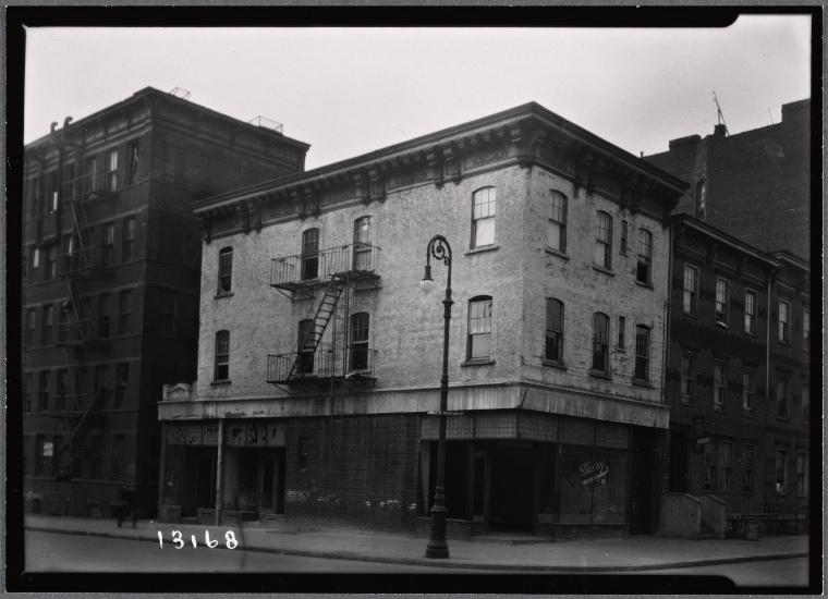 Tenement with vacant storefronts: Humboldt St.-Boerum St., Brooklyn ...