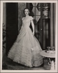 Barbara Baxley in the 1948 Broadway revival of Noël Coward's "Private Lives."