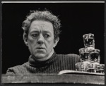 Alec Guinness in the stage production Dylan