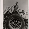 Mechanical corn picker. Grundy County, Iowa