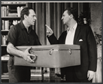 Jack Klugman and Eddie Bracken in the stage production The Odd Couple