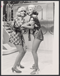 Anne Meara and Ann-Margret in the 1971 TV adaptation of Dames at Sea