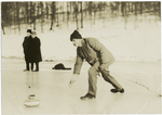 Curling : delivering.