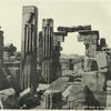 Karnak, gr. [Grand] Temple, les piliers de granit.