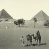 Gizeh, pyramides et tombeaux des Bedouins.