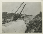 Esopus cut-and-cover. Placing concrete arch with revolving cranes. Contract 11. June 21, 1910.