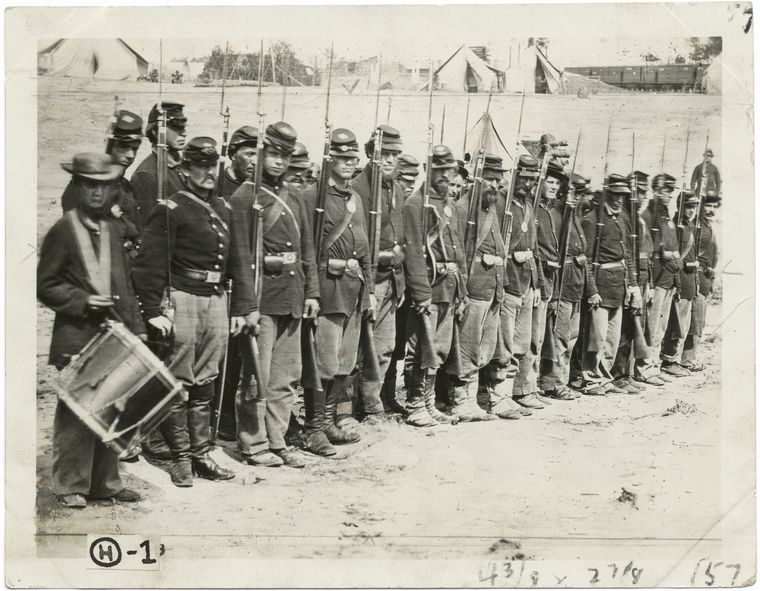 The Sixth Maine Infantry On Parade After The Battle Of Fredericksburg Nypl Digital Collections 8267