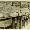 Women munitions workers in Canada