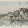 Aurangyes Mosque, Benares, India.
