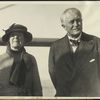 Poet-Laureate of England arrives in Los Angeles to lecture. (1.10.36)
