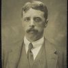 Arnold Bennett (head-and-shoulders)