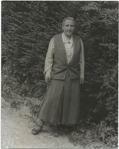 Gertrude Stein, part of a life in pictures